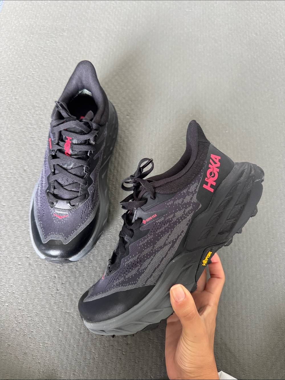 Hoka Women's Black/Charcoal Trail Running Shoes sz 6
